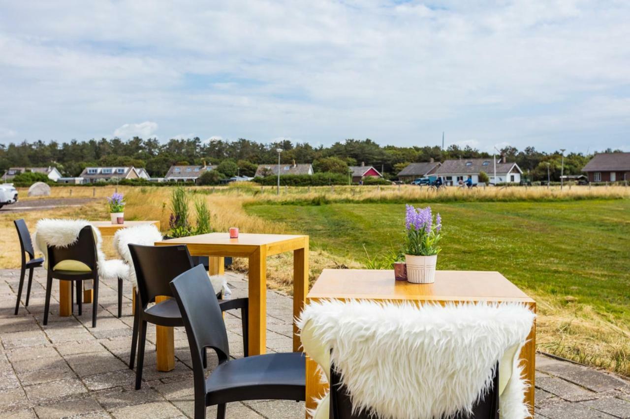 Hotel Corfwater Petten Exterior photo